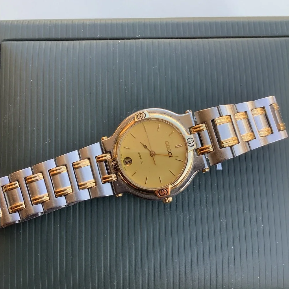 Mens GUCCI 9000 M Stainless steel watch 💥💥
